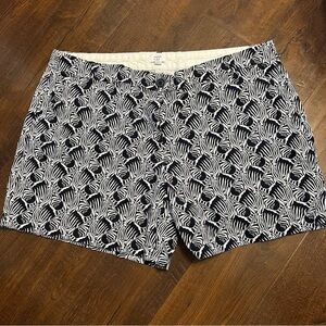 Crown & Ivy Zebra Print Shorts 20W